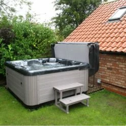 Outdoor Haze - 6 Person Hot Tub With 1 Lounger -Outdoor Living Hottubs Shop 4 31121eee 4bdf 406a 89d6 66cb63afcb42