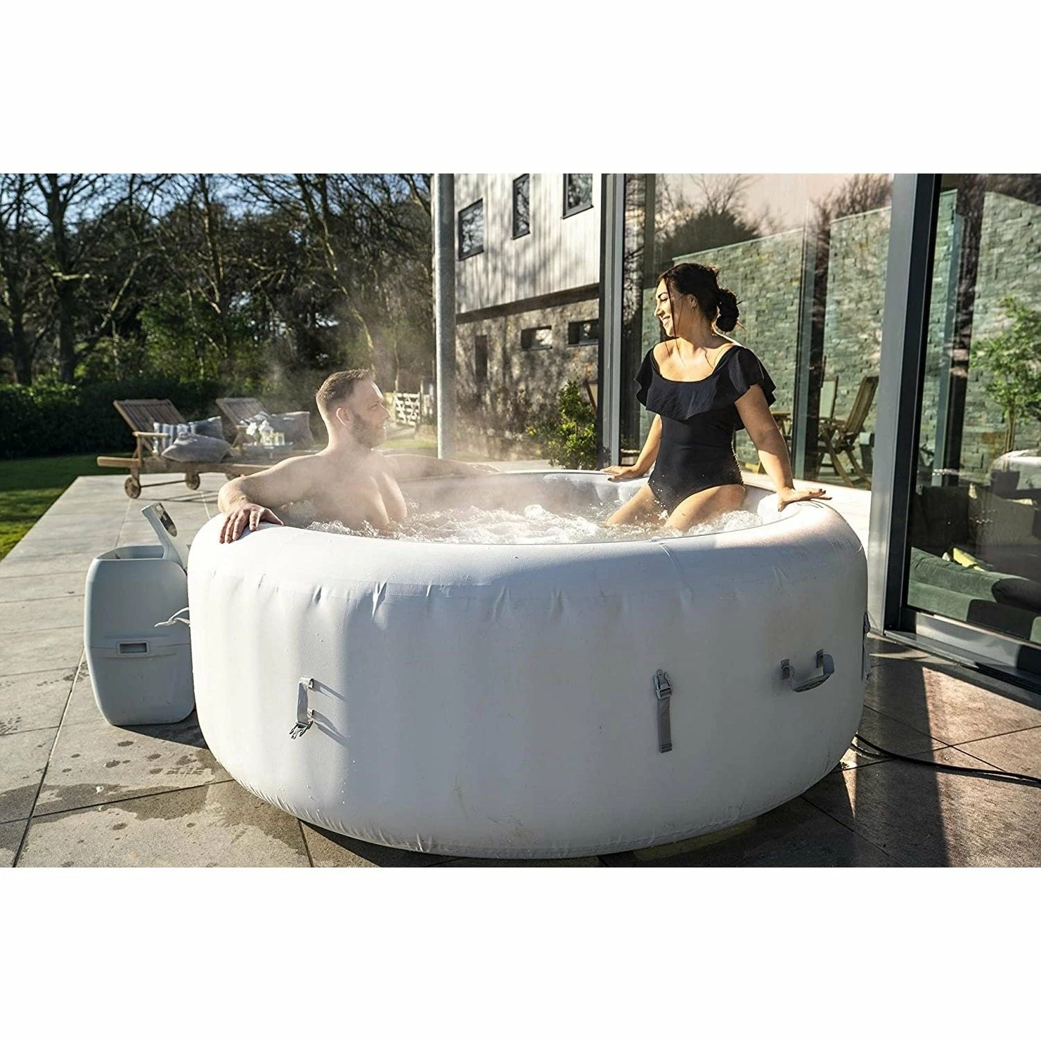 Lay-z Spa Lay-Z-Spa® AirJet Paris - 6 Person Inflatable Hot Tub 16 Lay-z Spa Lay-Z-Spa® AirJet Paris - 6 Person Inflatable Hot Tub - Image 14