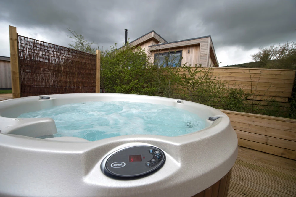 Jacuzzi® J210™ - 4 Person Hot Tub 14 Jacuzzi® J210™ - 4 Person Hot Tub - Image 12