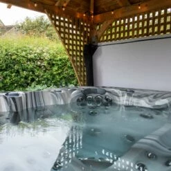 Outdoor Barcelona - 5 Person Hot Tub With 2 Loungers 36 Outdoor Barcelona - 5 Person Hot Tub With 2 Loungers -Outdoor Living Hottubs Shop BarcelonaHottub Odyssey 35