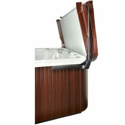 Front Page -Outdoor Living Hottubs Shop CoverMateiii