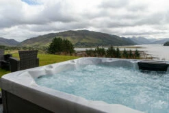 Holiday Let 5 - 5 Person Hot Tub With 1 Lounger -Outdoor Living Hottubs Shop HolidayLet SterlinngSilver 24