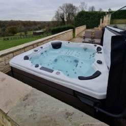 Outdoor Infinity - 6 Person Hot Tub With 1 Lounger 40 Outdoor Infinity - 6 Person Hot Tub With 1 Lounger -Outdoor Living Hottubs Shop InfinityHotTub 12