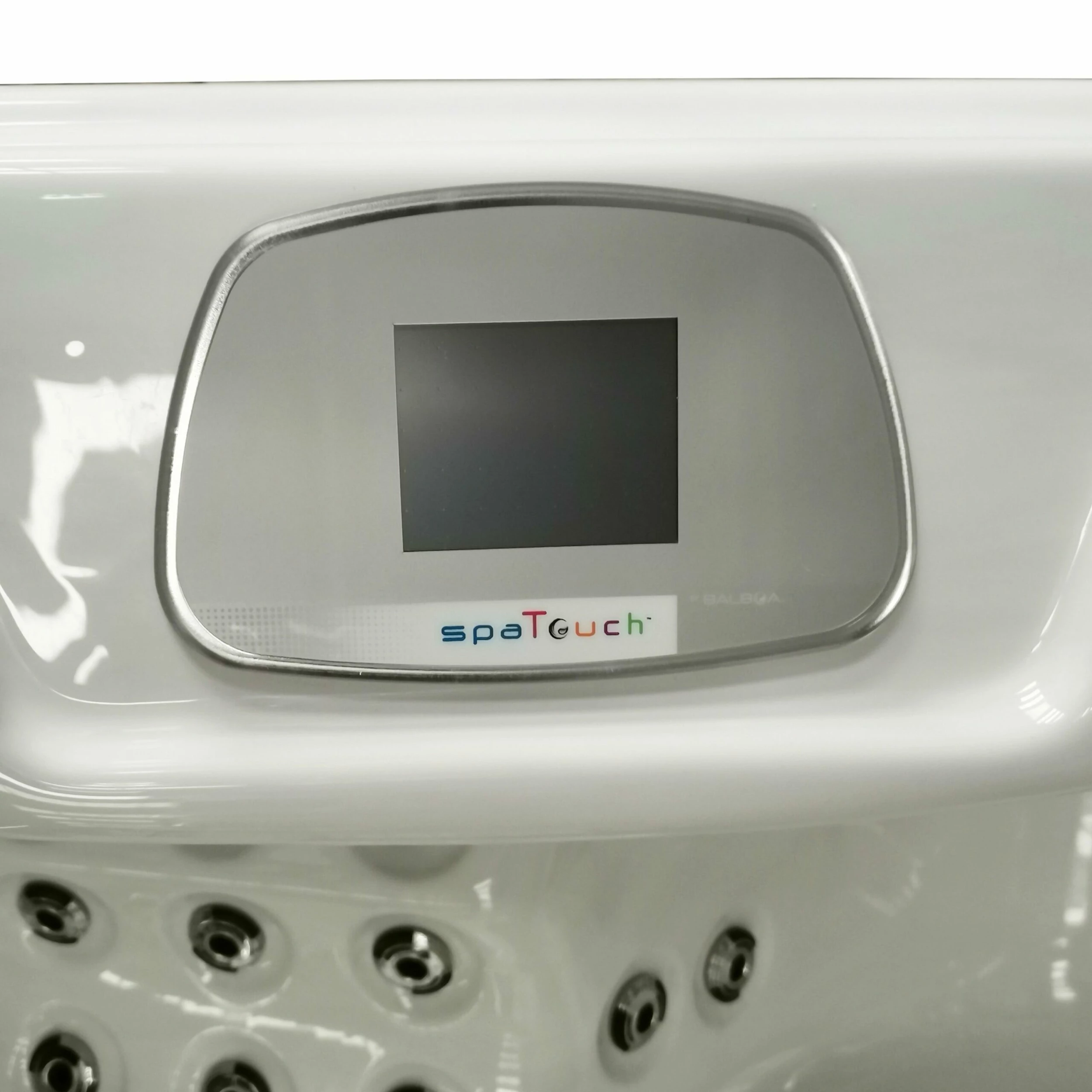 Outdoor Infinity - 6 Person Hot Tub With 1 Lounger 7 Outdoor Infinity - 6 Person Hot Tub With 1 Lounger - Image 5