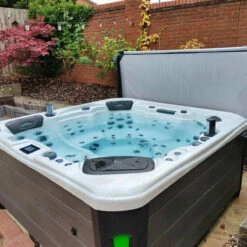 Outdoor Infinity - 6 Person Hot Tub With 1 Lounger 35 Outdoor Infinity - 6 Person Hot Tub With 1 Lounger -Outdoor Living Hottubs Shop InfinityHotTub 8