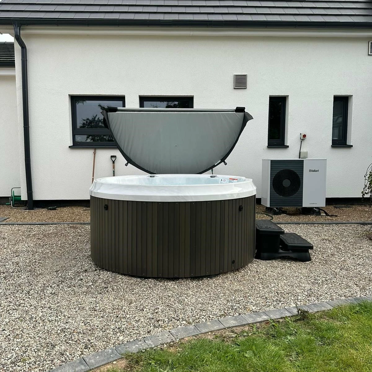 Jacuzzi® J210™ - 4 Person Hot Tub 20 Jacuzzi® J210™ - 4 Person Hot Tub - Image 18