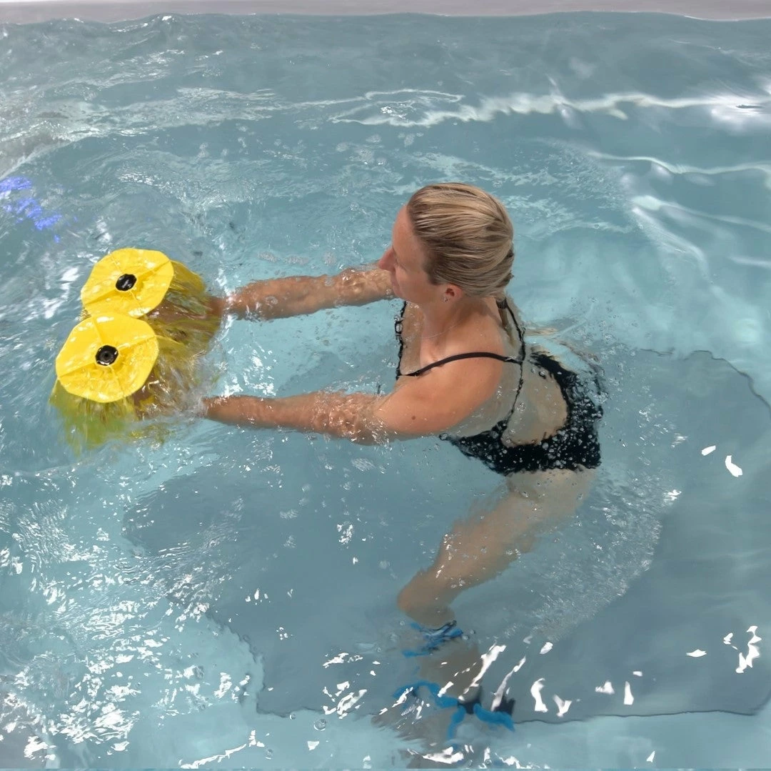 Jacuzzi® PowerPro™ J-16™ - 16ft Swim Spa 12 Jacuzzi® PowerPro™ J-16™ - 16ft Swim Spa - Image 10