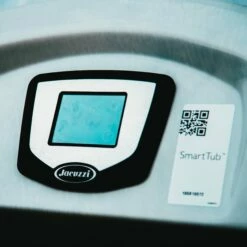 Jacuzzi® J475IP™ - 6 Person Hot Tub With 1 Lounger -Outdoor Living Hottubs Shop Jacuzzi J475IP 5 6PersonHotTub square 7