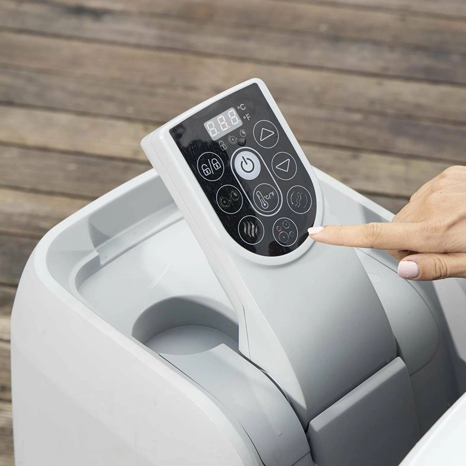 Lay-z Spa Lay-Z-Spa® AirJet Miami - 4 Person Inflatable Hot Tub 18 Lay-z Spa Lay-Z-Spa® AirJet Miami - 4 Person Inflatable Hot Tub - Image 16