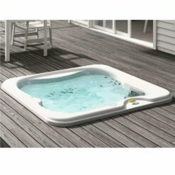 Jacuzzi® Lodge™ S - 3 Person Hot Tub With 1 Lounger -Outdoor Living Hottubs Shop Lodge S sunk