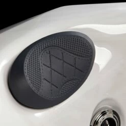 Outdoor Monaco - 5 Person Hot Tub With 1 Lounger -Outdoor Living Hottubs Shop MonacoHotTub 5