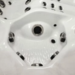 Outdoor Monaco - 5 Person Hot Tub With 1 Lounger -Outdoor Living Hottubs Shop MonacoHotTub 7