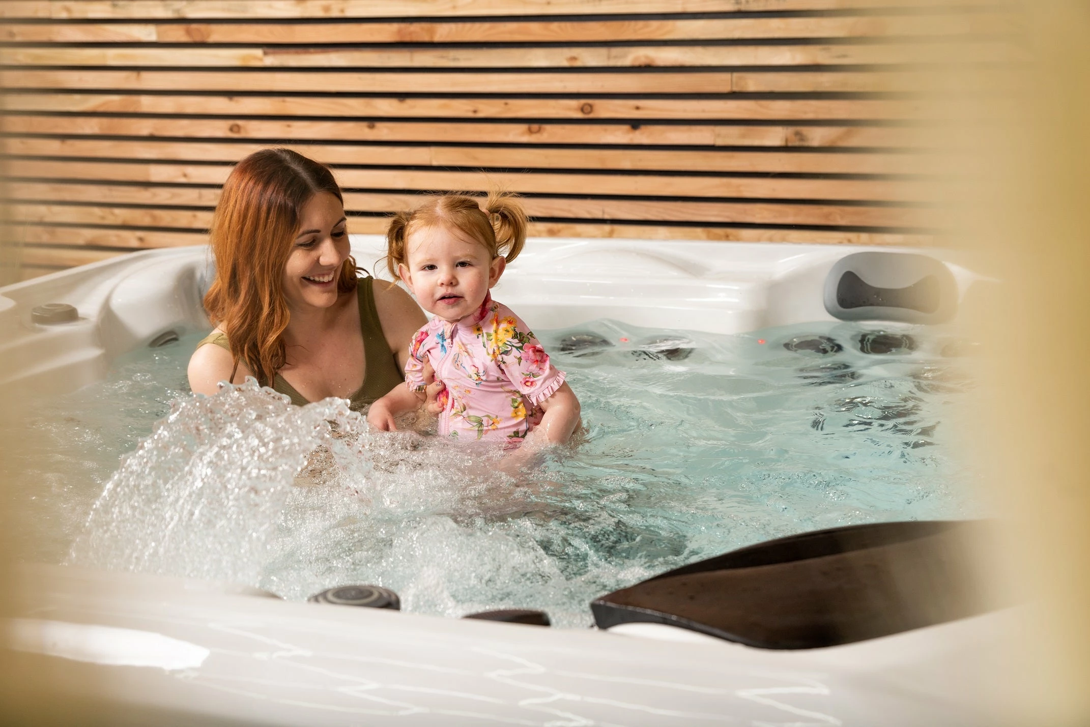 Outdoor Companion - 5 Person Hot Tub With 2 Loungers 12 Outdoor Companion - 5 Person Hot Tub With 2 Loungers - Image 10