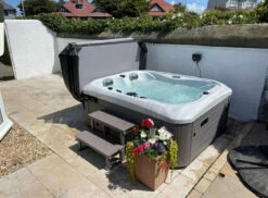 Outdoor Tahiti - 3 Person Hot Tub With 1 Lounger -Outdoor Living Hottubs Shop OutdoorTahiti 7