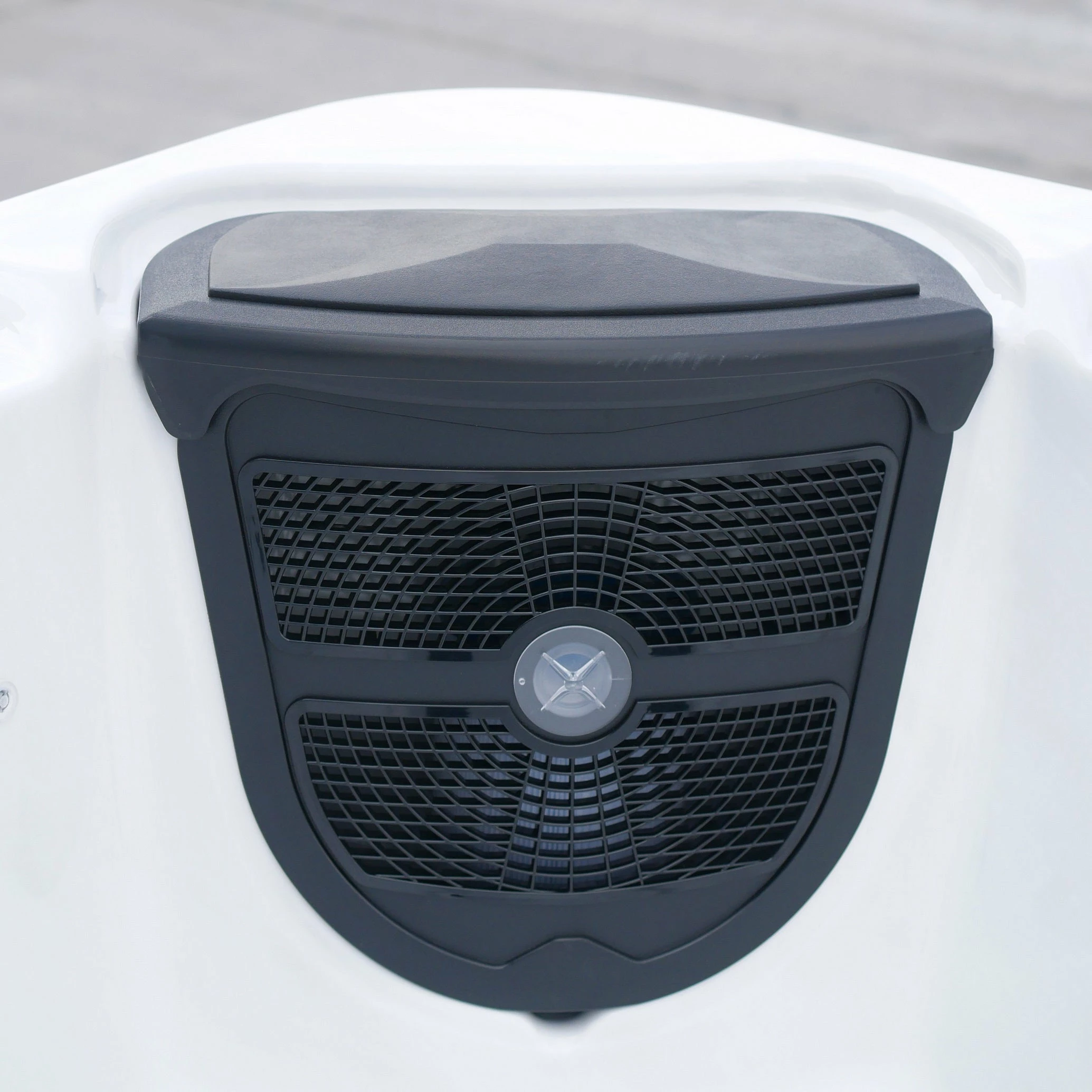 Outdoor Trident Lite - 5 Person Hot Tub With 2 Loungers 8 Outdoor Trident Lite - 5 Person Hot Tub With 2 Loungers - Image 7