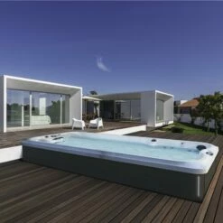 Jacuzzi® PowerPro™ J-16™ - 16ft Swim Spa 26 Jacuzzi® PowerPro™ J-16™ - 16ft Swim Spa -Outdoor Living Hottubs Shop PowerProJ 16Lifestyle1