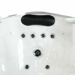 Outdoor Refresh - 6 Person Hot Tub With 1 Lounger -Outdoor Living Hottubs Shop Refresh2021 5