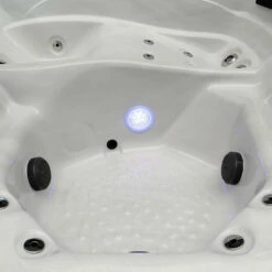 Sun & Soul™ 600™ - 6 Person Hot Tub With 1 Lounger -Outdoor Living Hottubs Shop Sun Soul600HotTub4