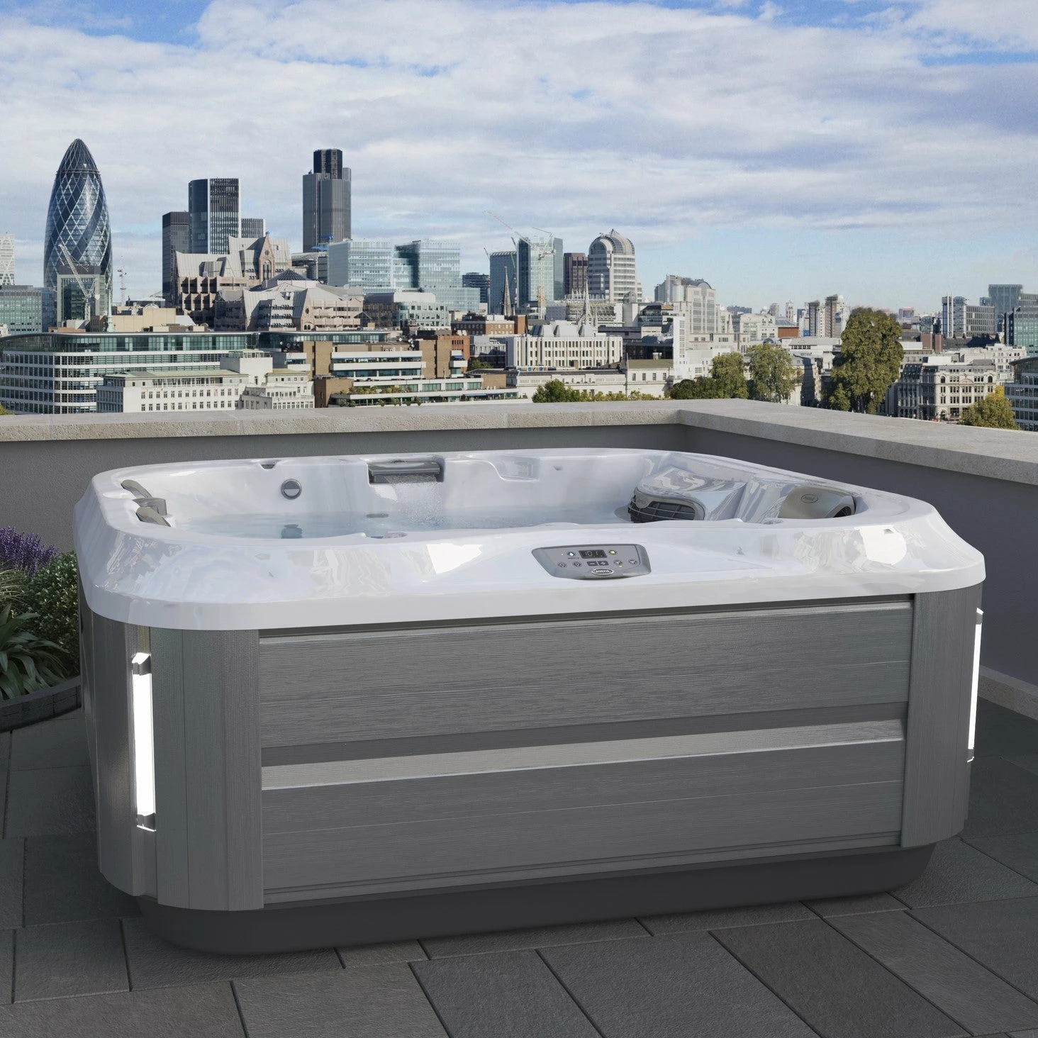 Jacuzzi® J315IP™ - 3 Person Hot Tub With 1 Lounger 13 Jacuzzi® J315IP™ - 3 Person Hot Tub With 1 Lounger - Image 11