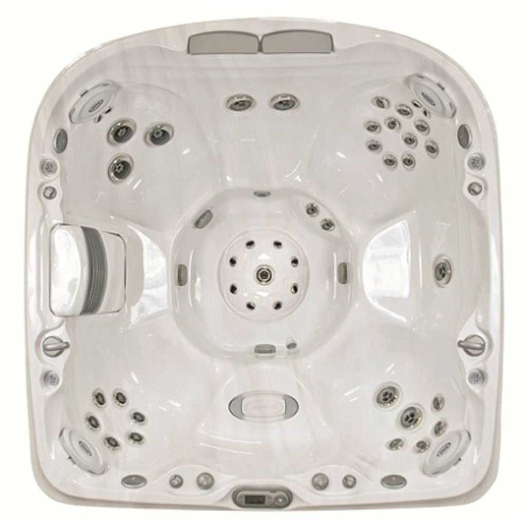 Jacuzzi® J470™ ProLast™ Hot Tub Winter Cover 3 Jacuzzi® J470™ ProLast™ Hot Tub Winter Cover